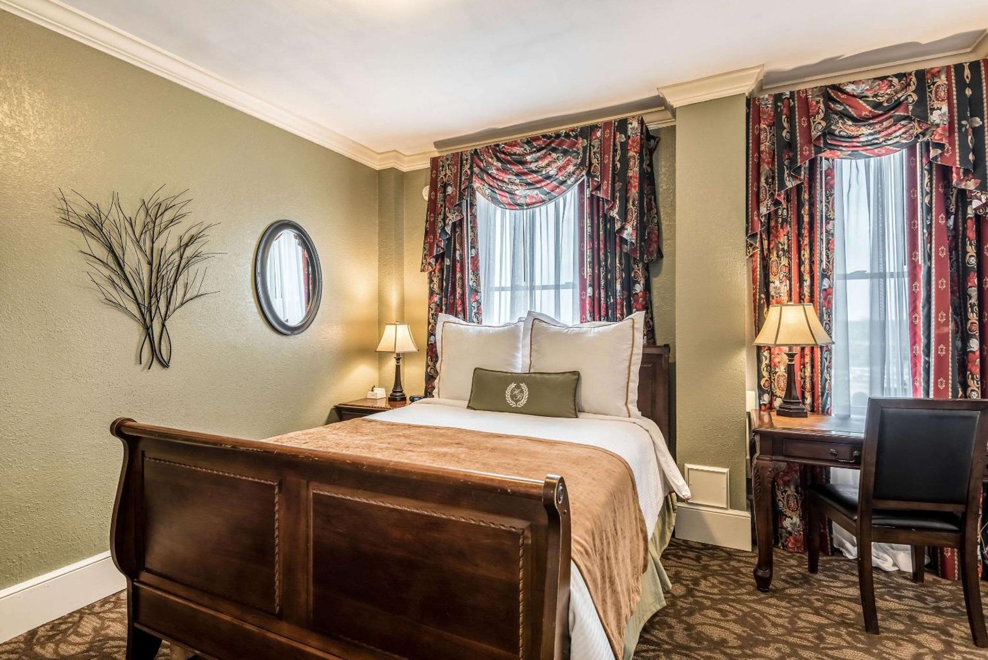 Hotel Bothwell Sedalia Central District, Ascend Hotel Collection Bagian luar foto