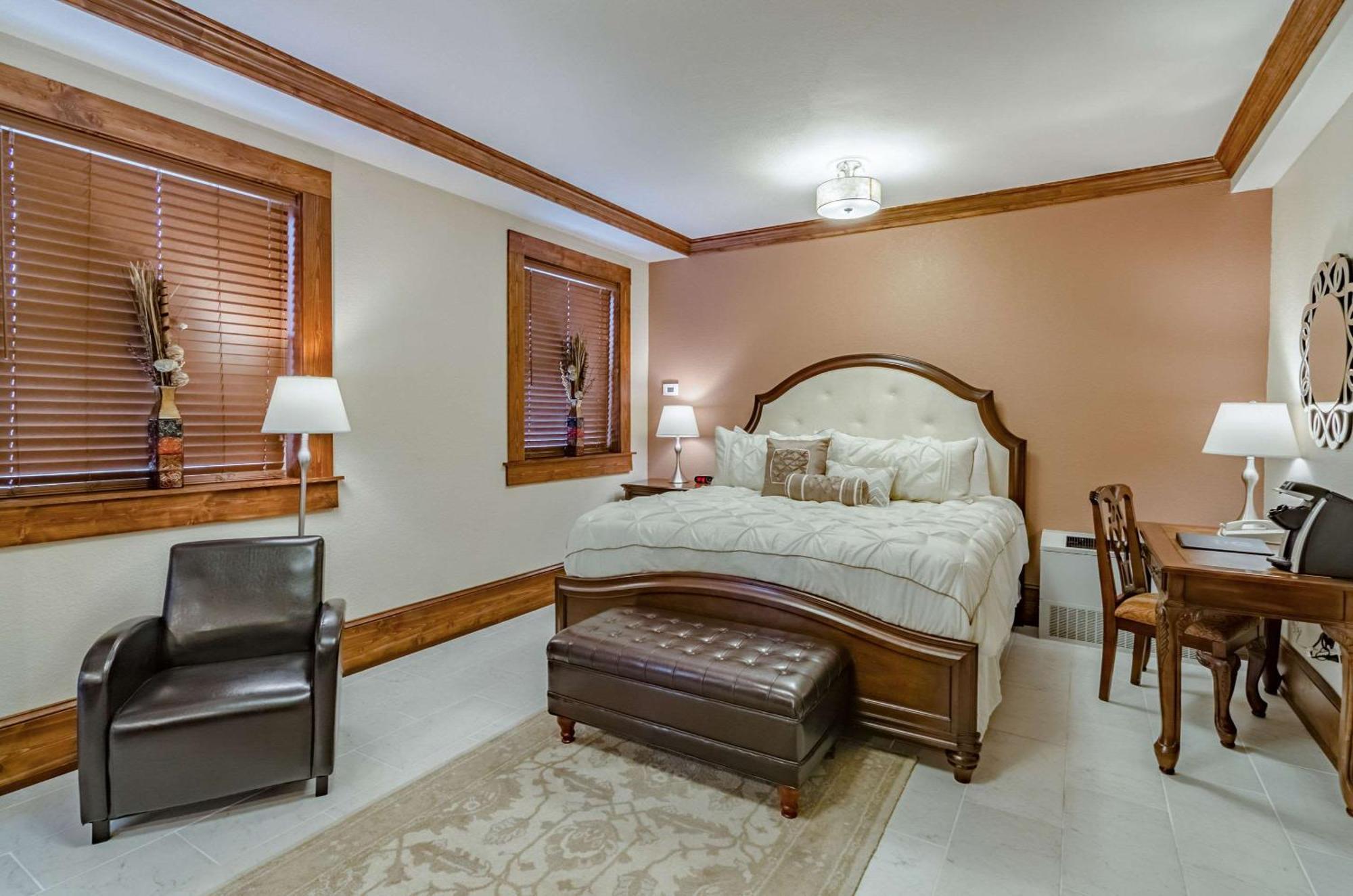 Hotel Bothwell Sedalia Central District, Ascend Hotel Collection Bagian luar foto