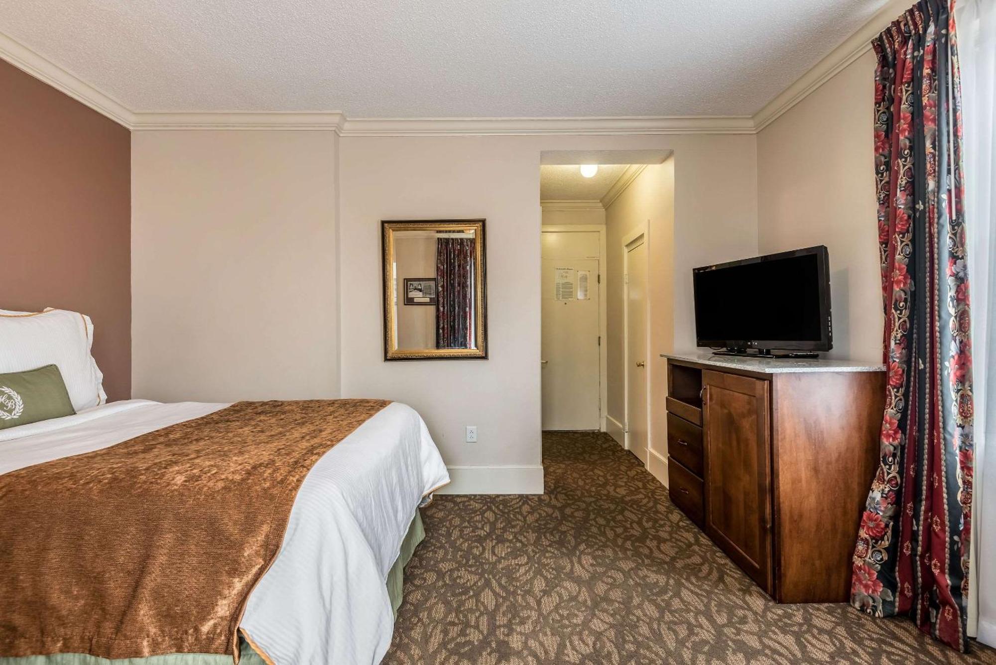 Hotel Bothwell Sedalia Central District, Ascend Hotel Collection Bagian luar foto
