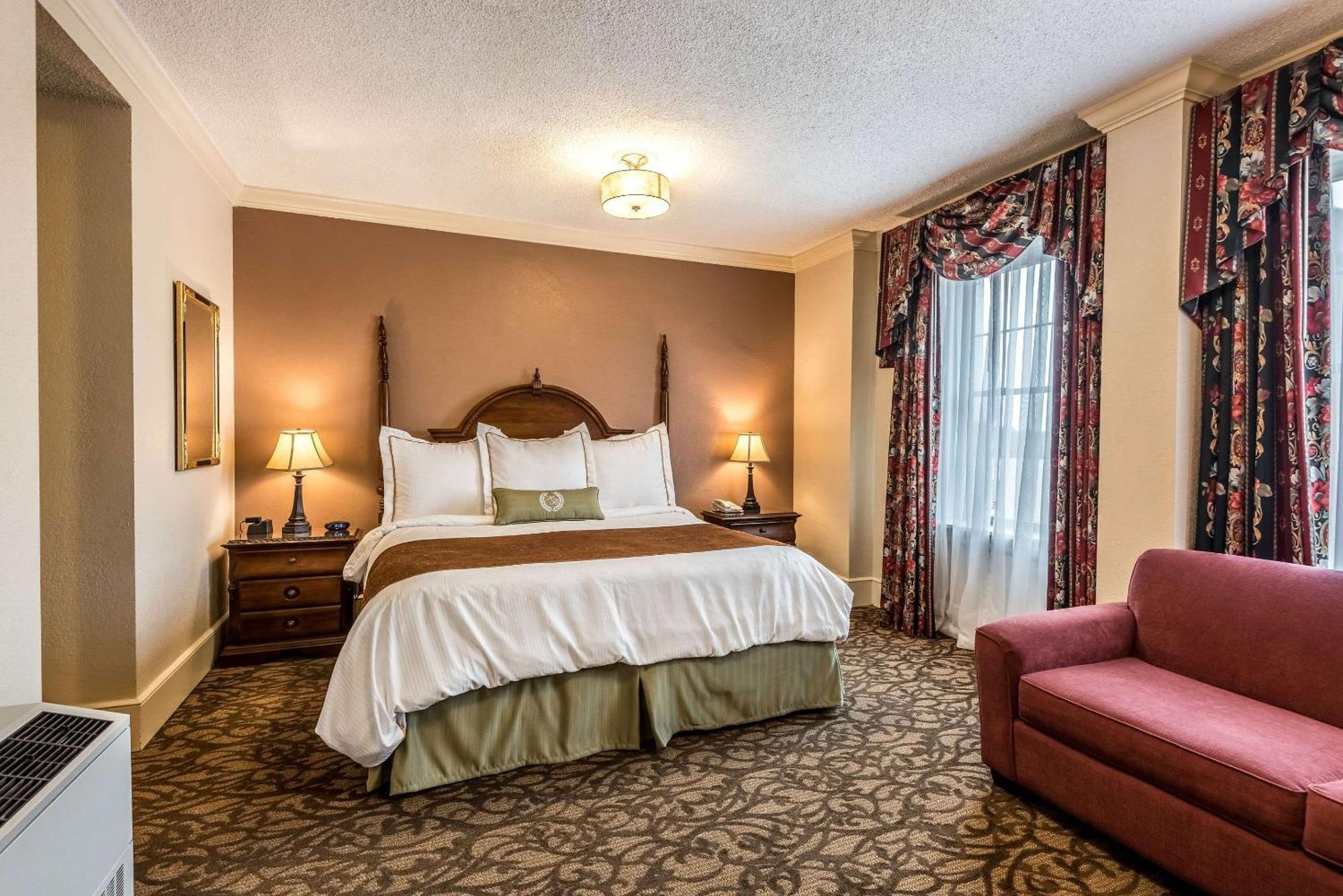 Hotel Bothwell Sedalia Central District, Ascend Hotel Collection Bagian luar foto