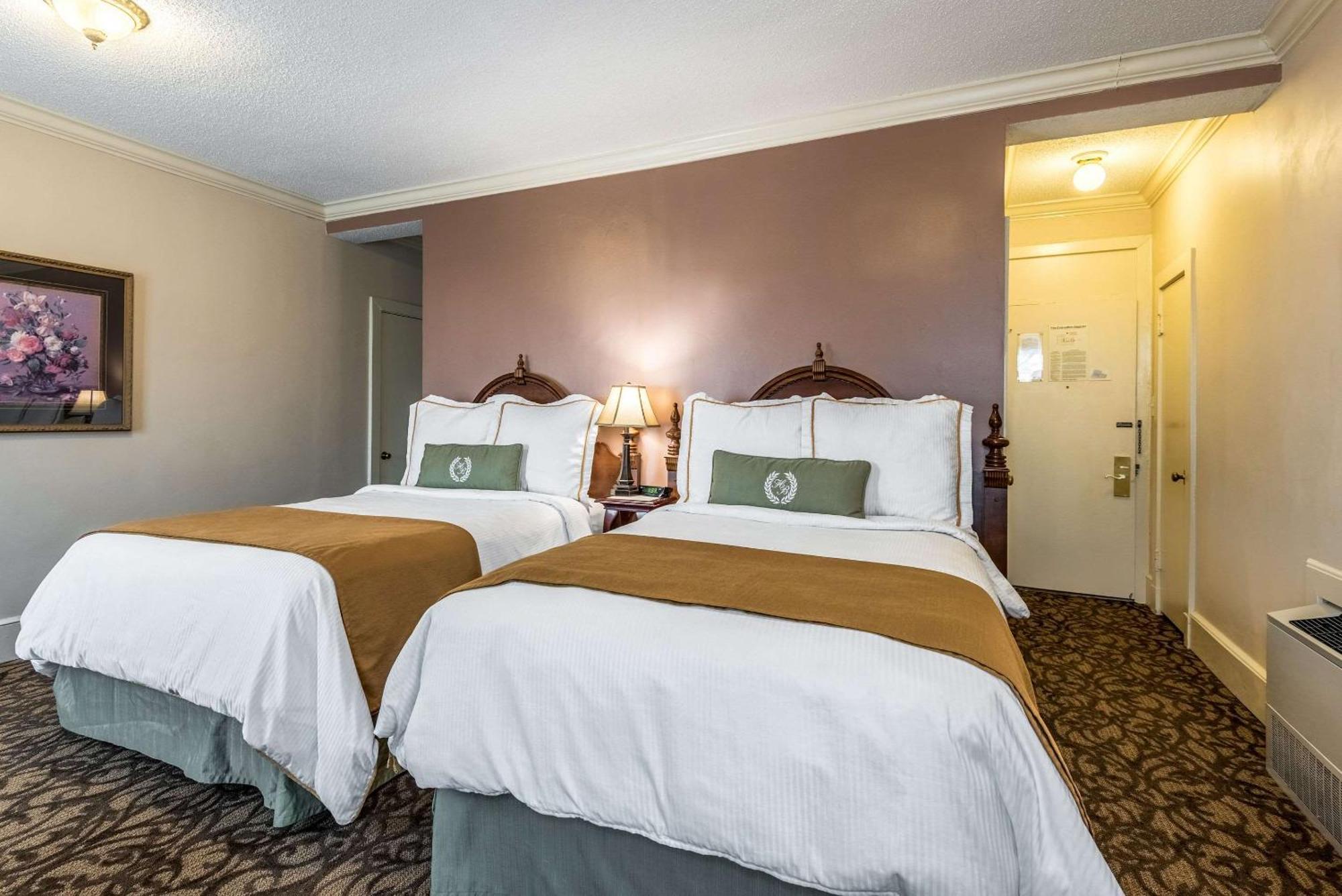 Hotel Bothwell Sedalia Central District, Ascend Hotel Collection Bagian luar foto