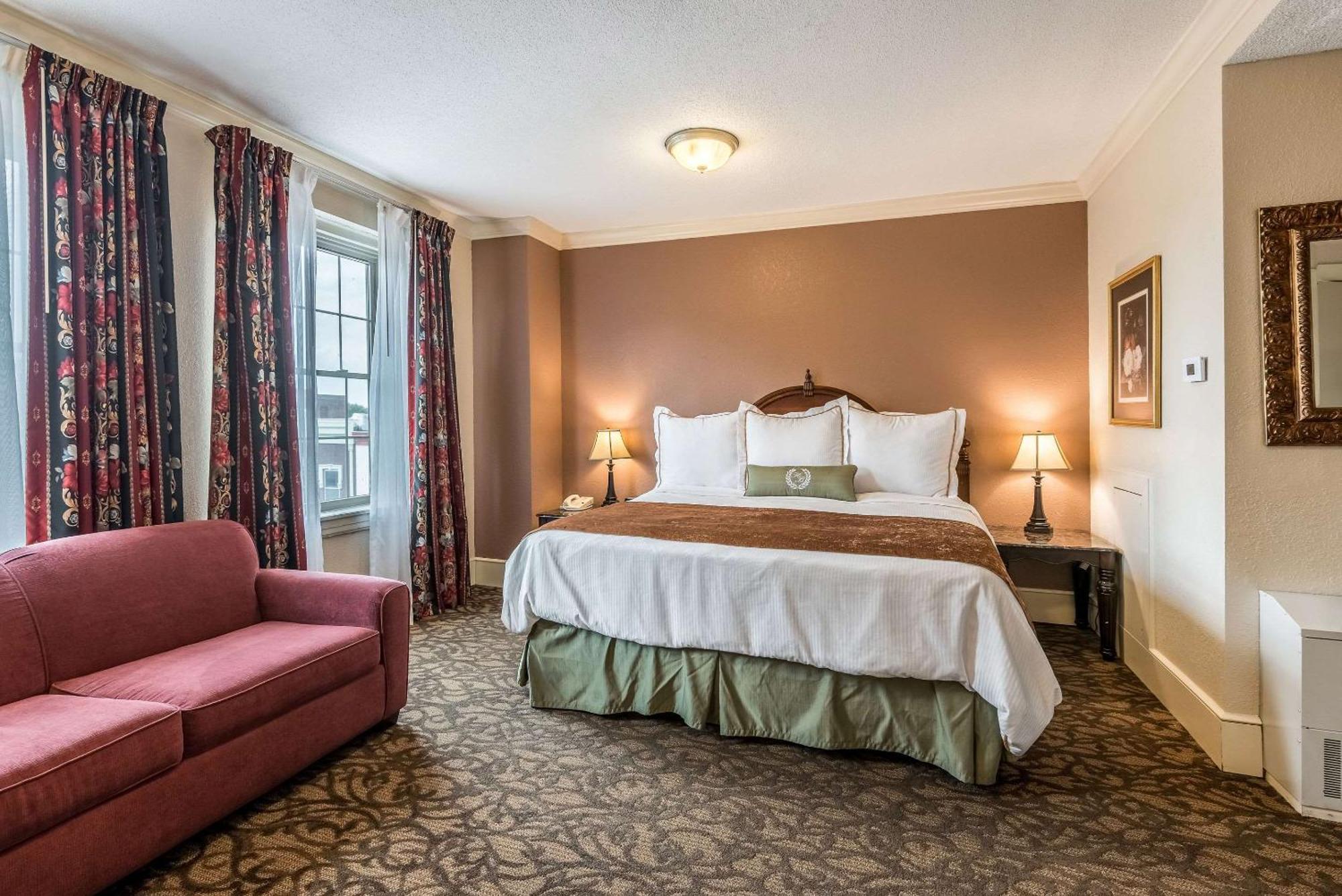 Hotel Bothwell Sedalia Central District, Ascend Hotel Collection Bagian luar foto