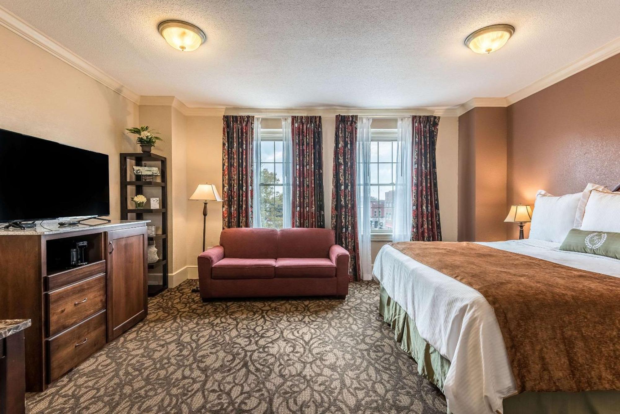 Hotel Bothwell Sedalia Central District, Ascend Hotel Collection Bagian luar foto